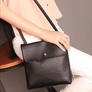 Folsom & Co. Madison Crossbody Bag